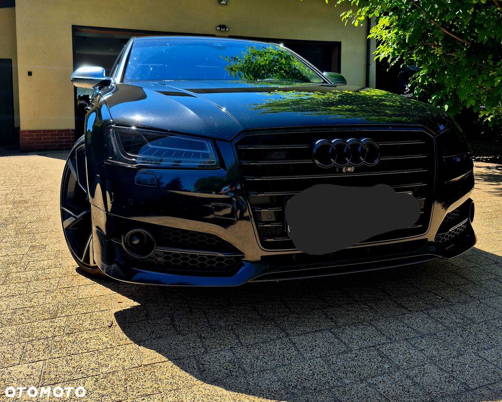 Audi S8 - 6