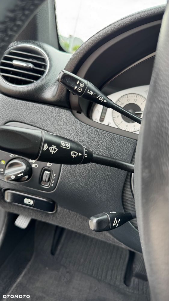 Mercedes-Benz CLK - 19