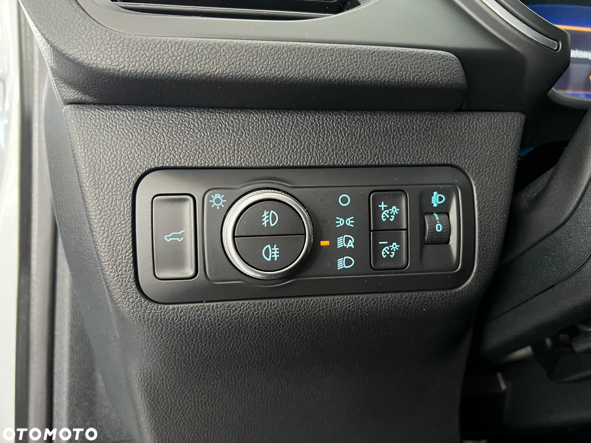 Ford Kuga 1.5 EcoBoost FWD Titanium - 24