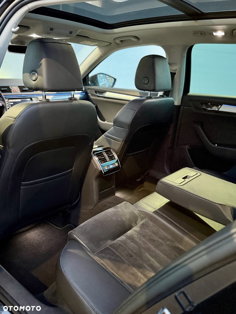 Skoda Superb 2.0 TDI DSG Style - 17