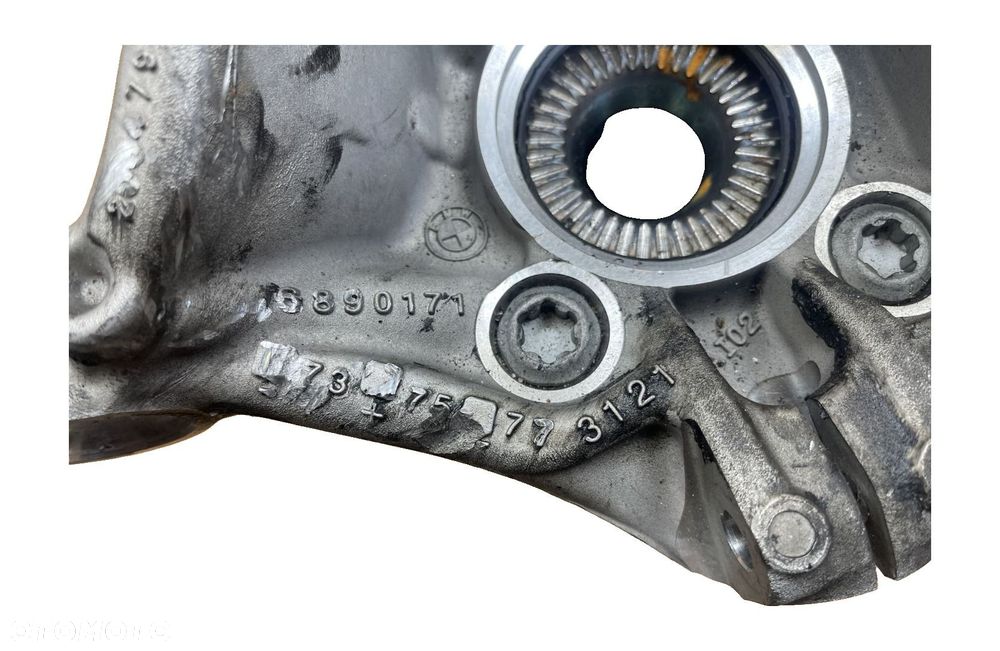 BMW X1 U11 2 U06 2021- ZWROTNICA PRZÓD LEWA Z PIASTĄ ŁOŻYSKIEM 6890171 - 3