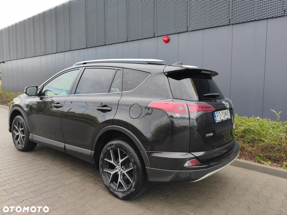 Toyota RAV4 - 2