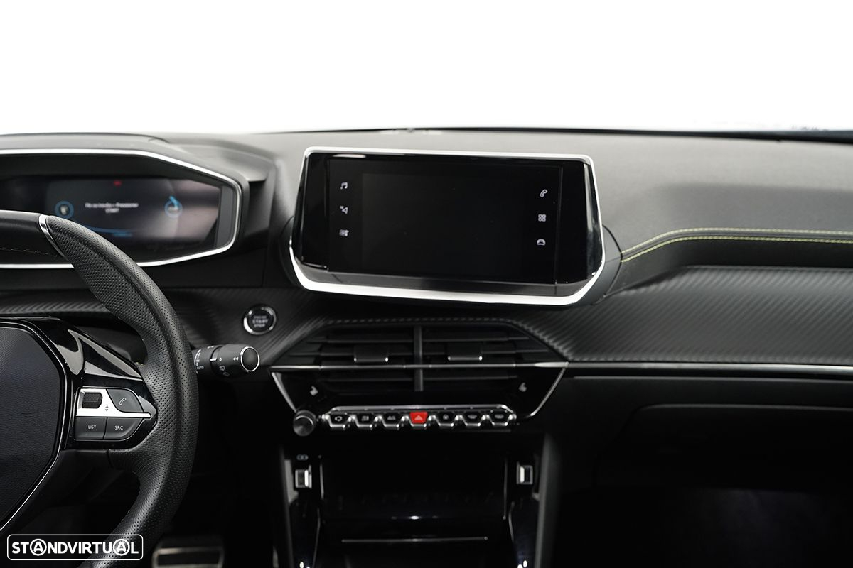 Peugeot e-2008 50 kWh GT - 10