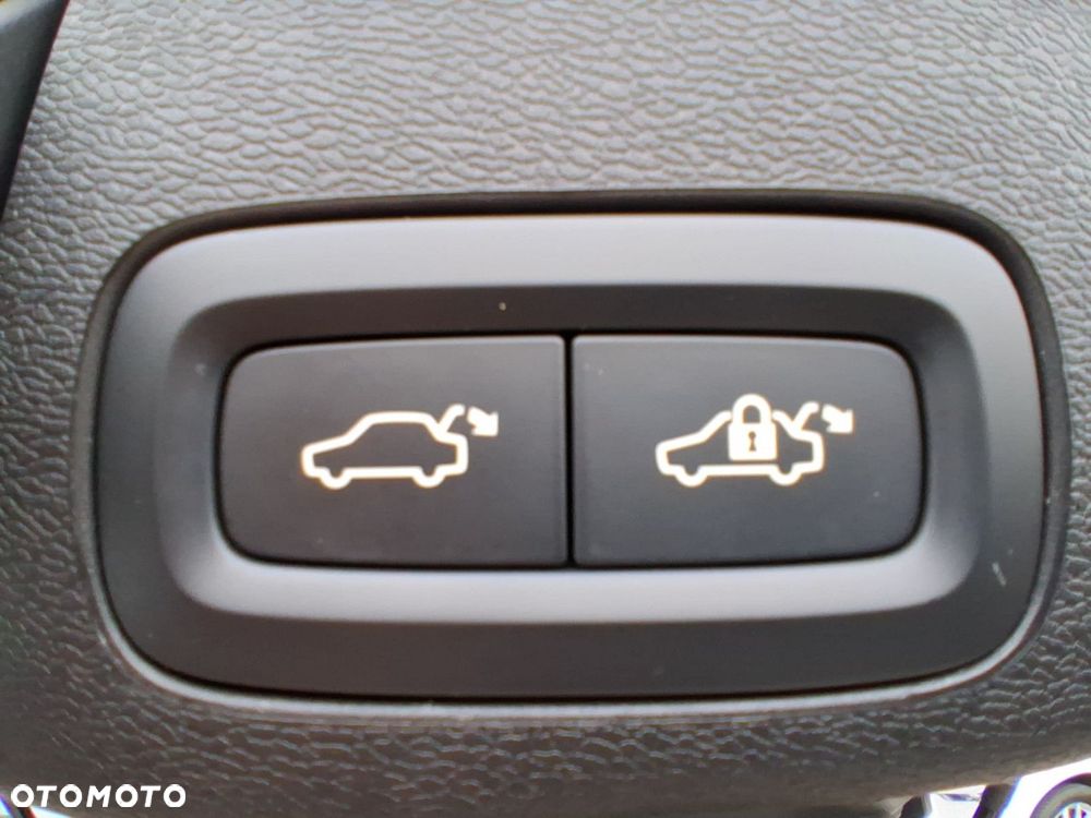 Volvo XC 60 - 25