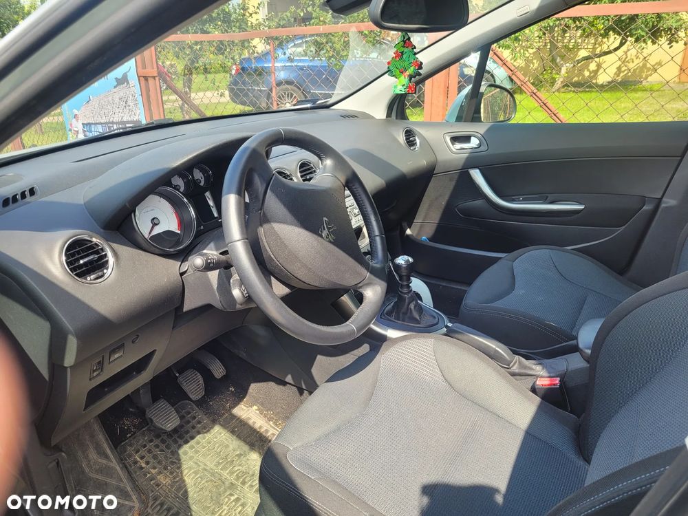 Peugeot 308 1.6 HDi Premium - 9