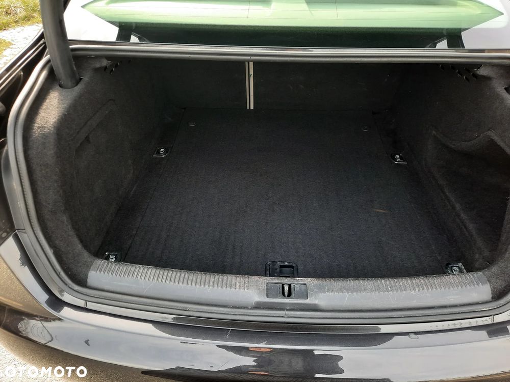 Audi A4 Limousine 2.0 TDI DPF Ambition - 28