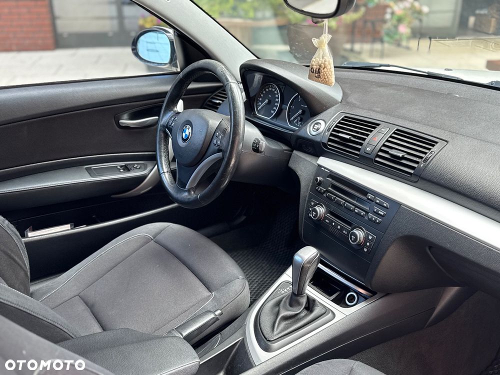 BMW Seria 1 - 12