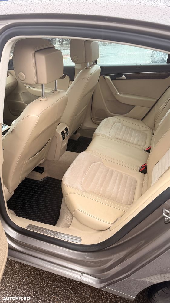 Volkswagen Passat - 6