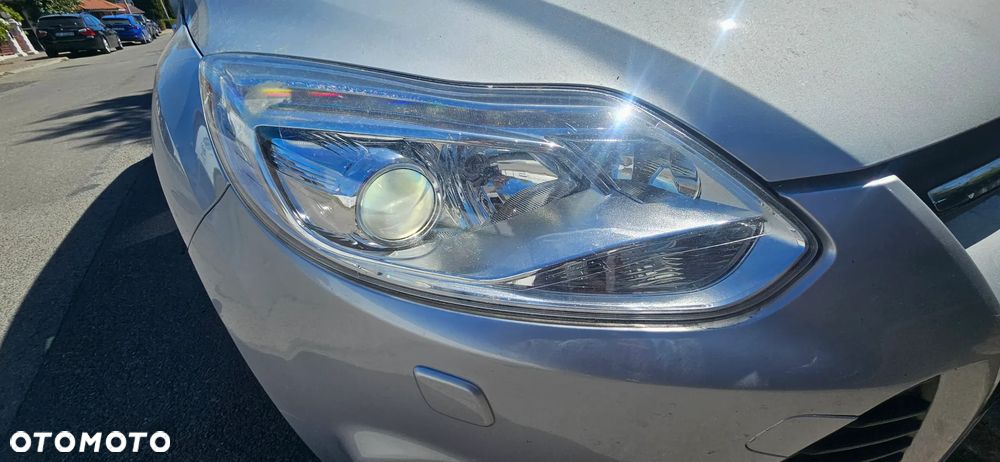 Ford Focus 1.6 TDCi DPF Titanium - 11