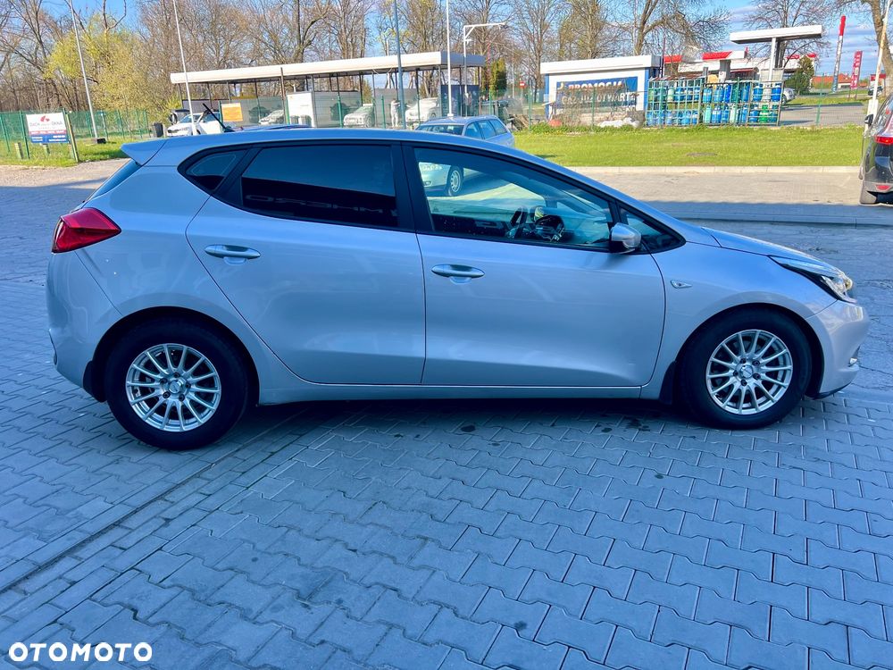 Kia Ceed 1.6 CRDi L - 6