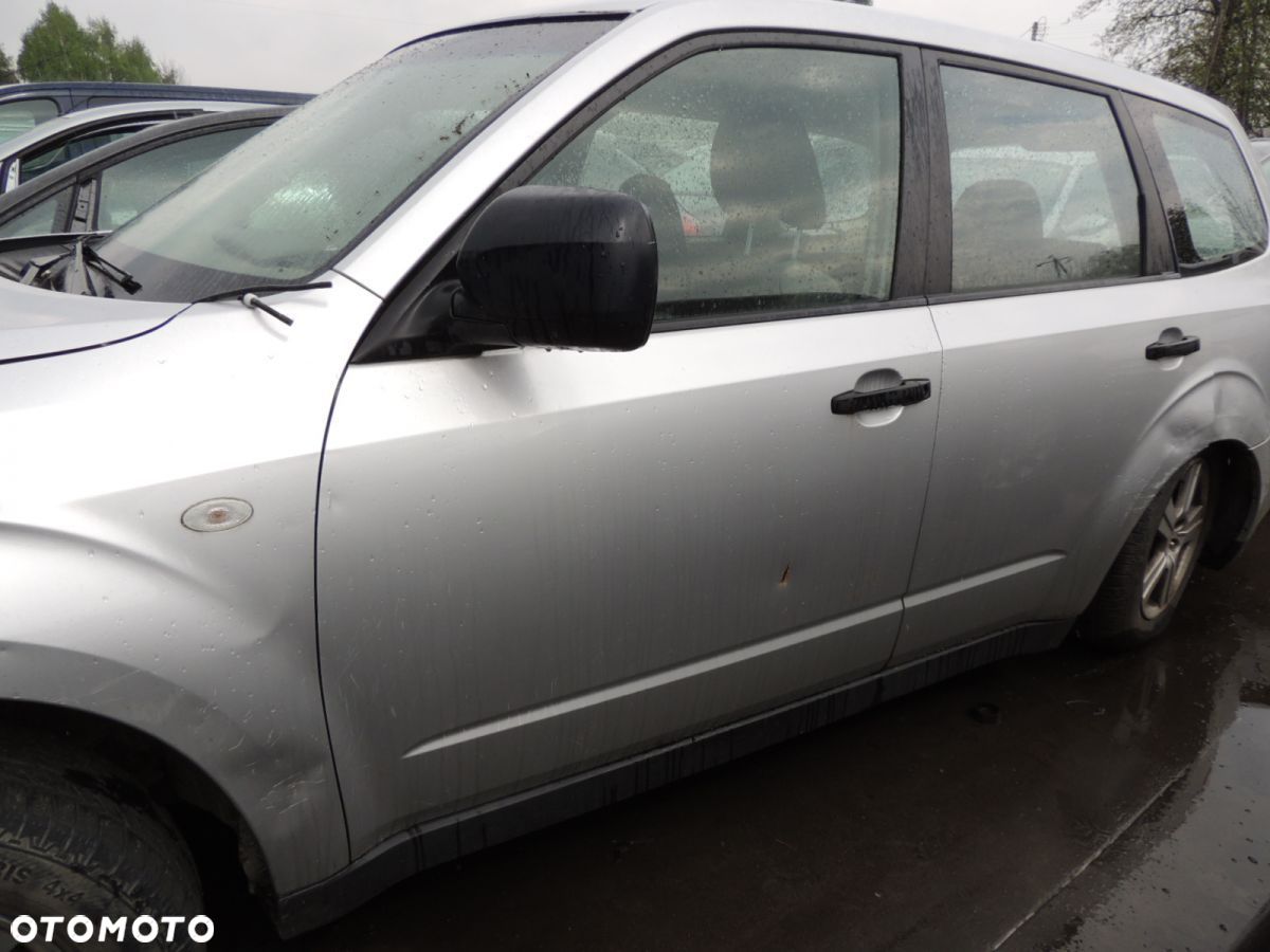 Drzwi lewy przód Subaru Forester 3 '10 - 1