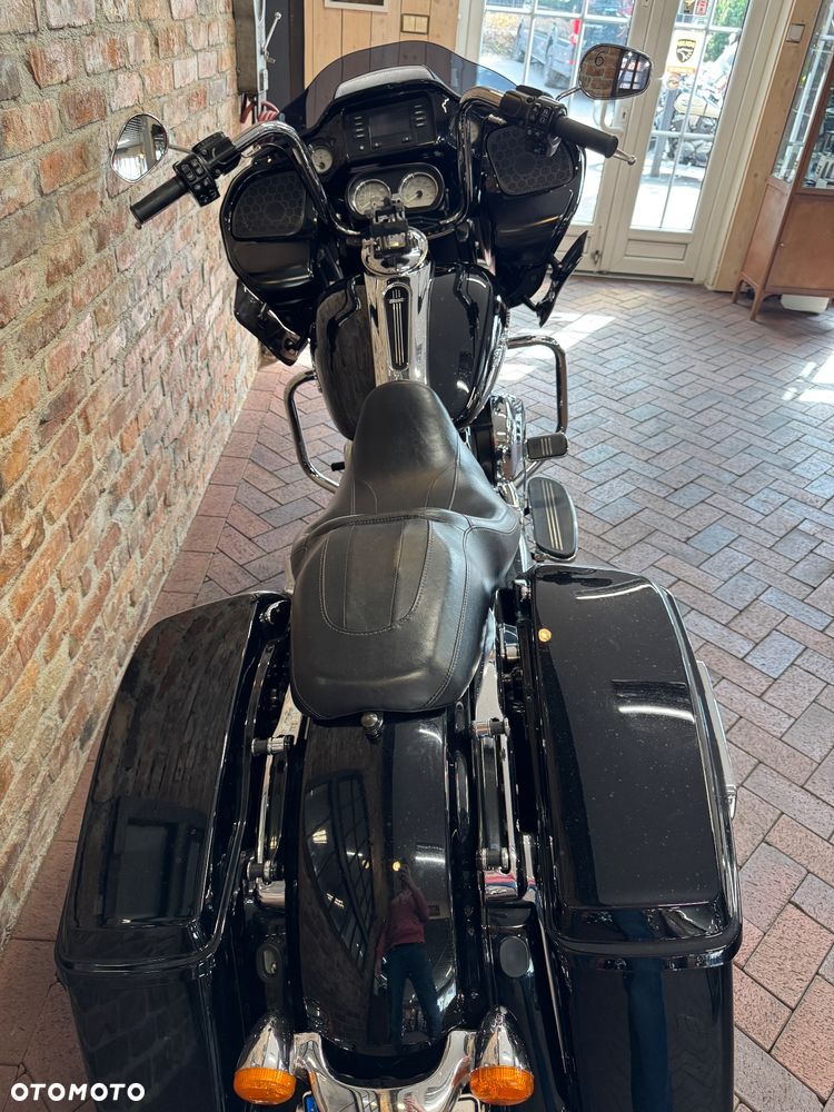 Harley-Davidson Touring Road Glide - 6