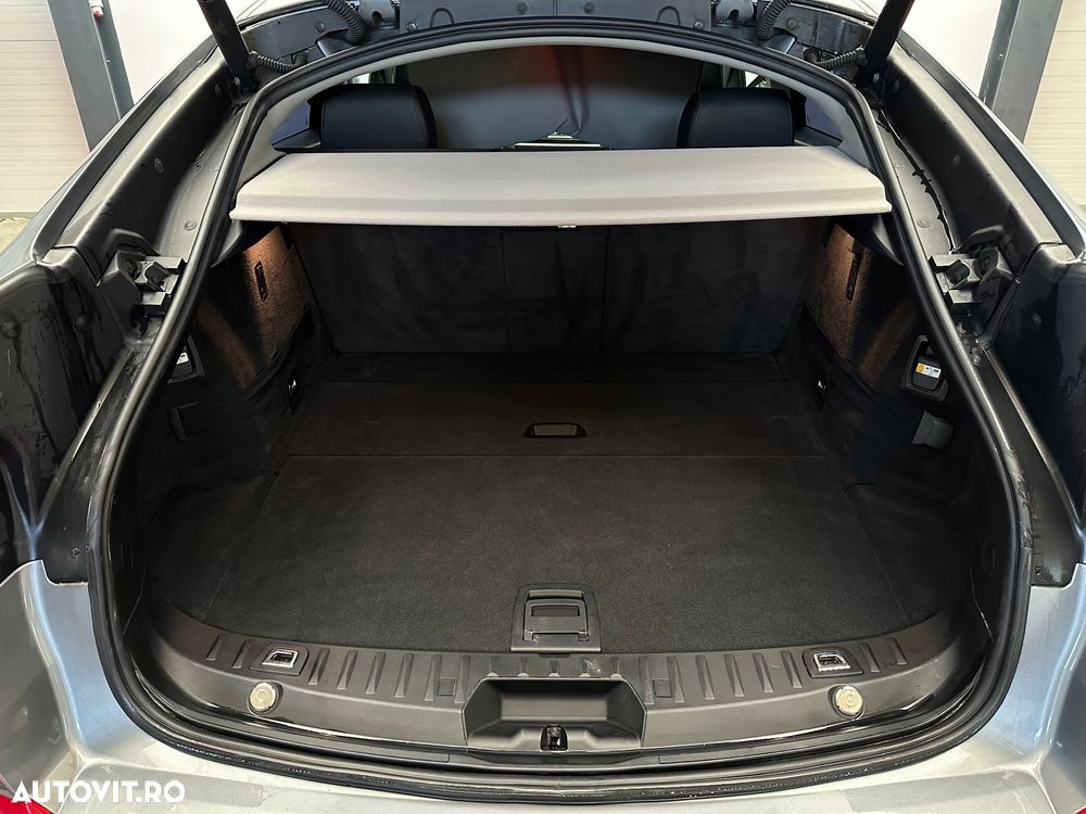 BMW Seria 5 520d - 33