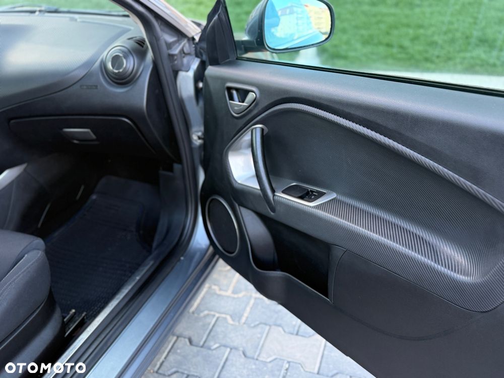 Alfa Romeo Mito - 12