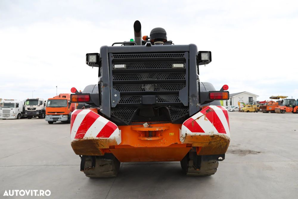 Hitachi ZW 310-6 - 4
