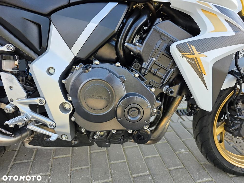 Honda CB - 26
