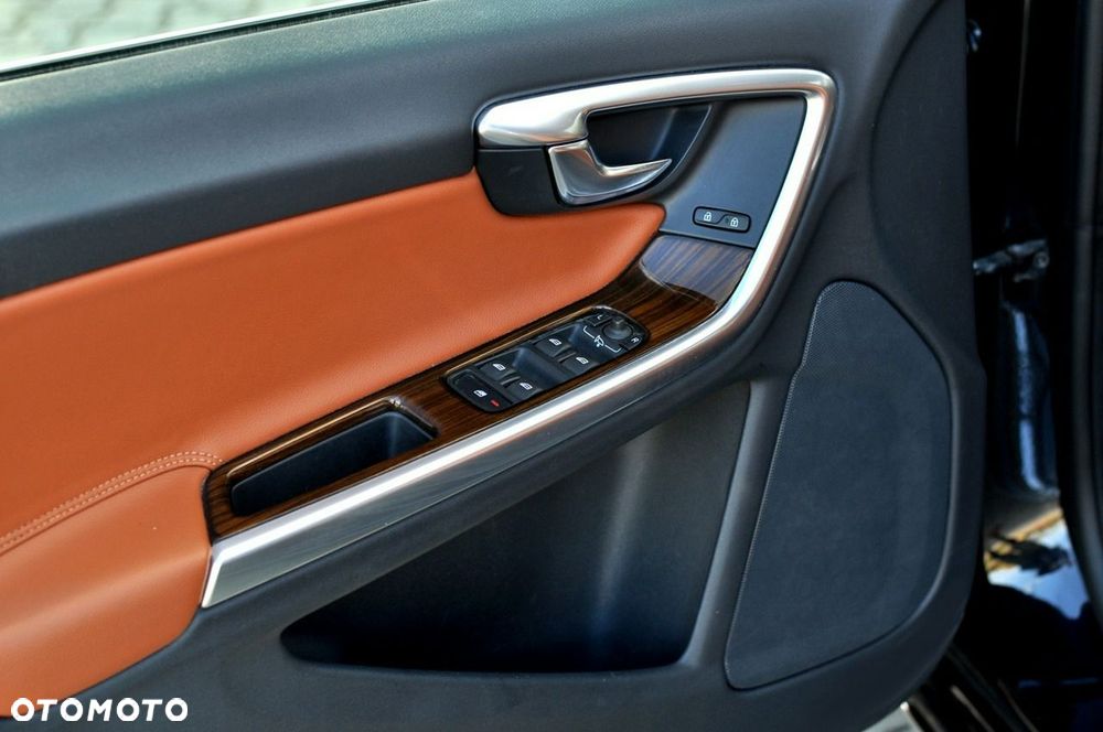 Volvo V60 - 13