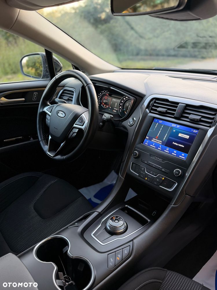Ford Mondeo - 21