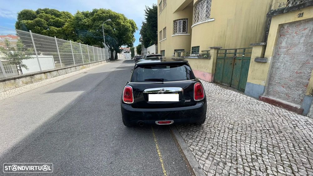 MINI 3 Portas One Auto - 13