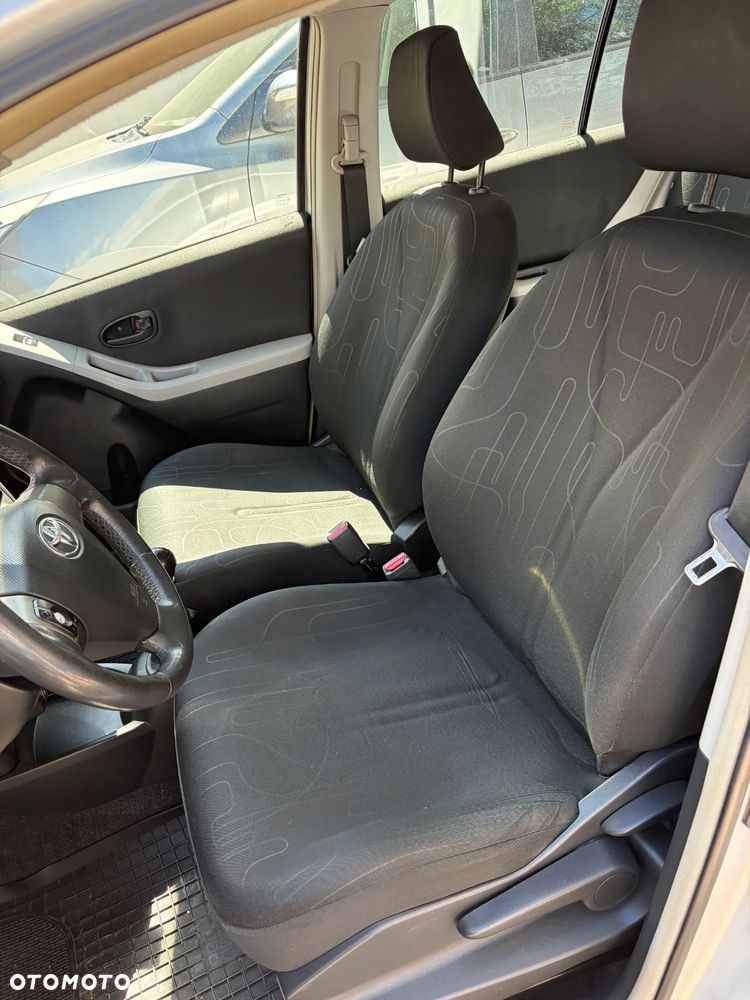 Toyota Yaris 1.33 Luna - 11