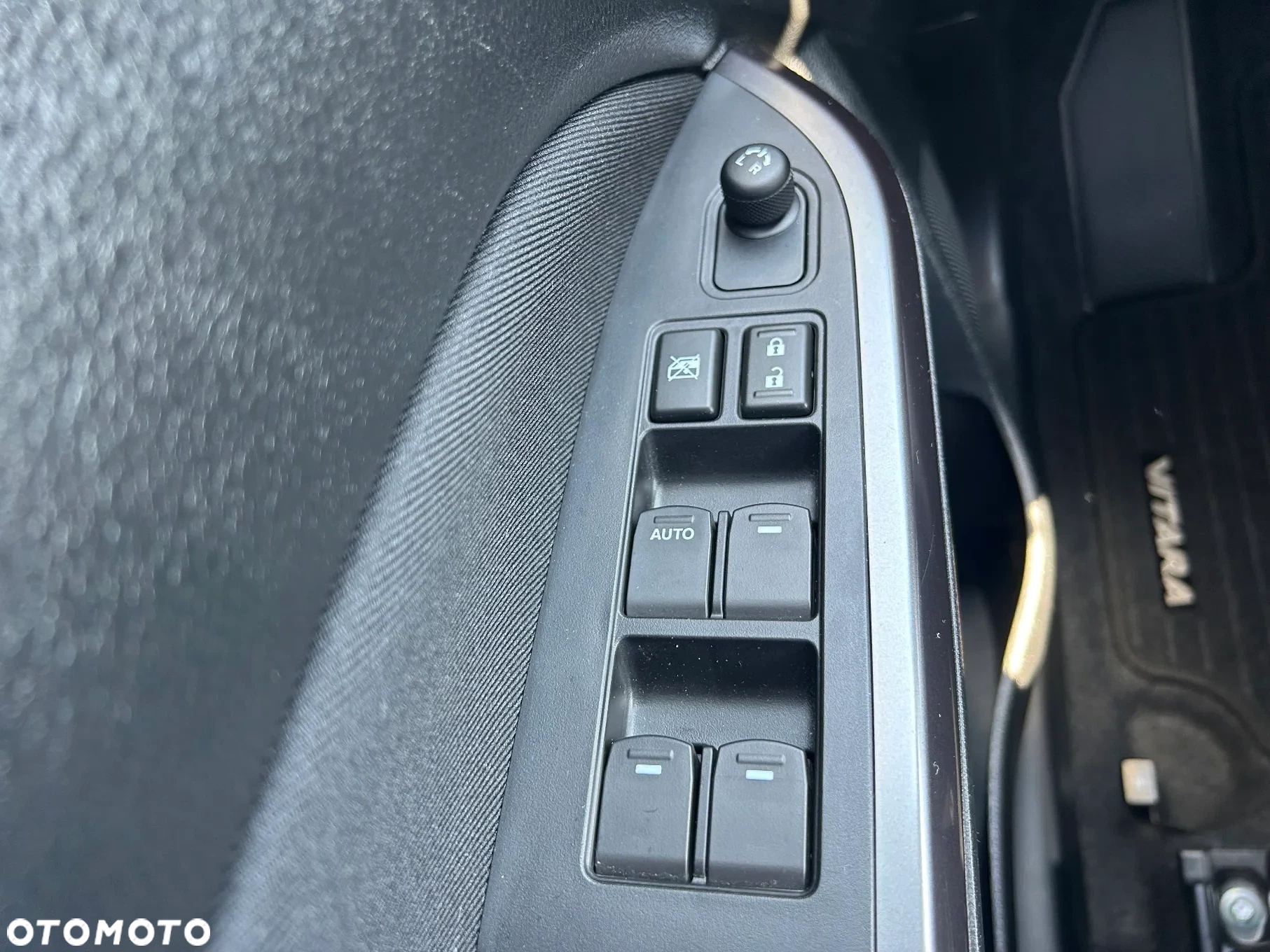 Suzuki Vitara 1.4 Boosterjet mHEV Premium Plus 2WD - 12
