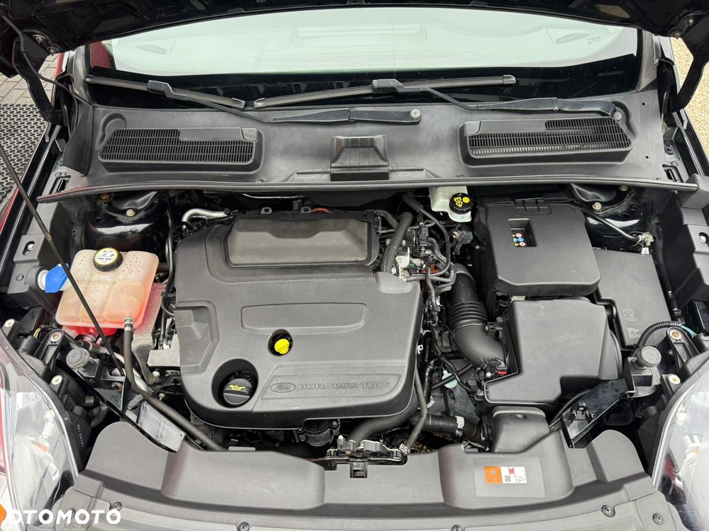 Ford Kuga 2.0 TDCi 2x4 Champions Edition - 16