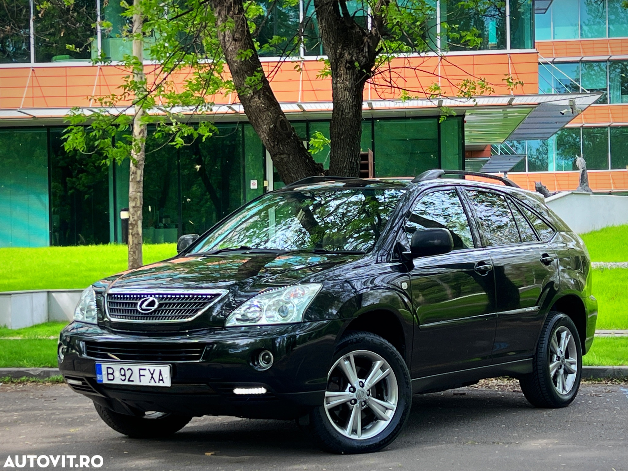 Lexus Seria RX 400h (hybrid) Luxury - 2