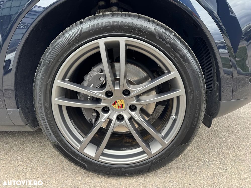 Porsche Cayenne E-Hybrid Tiptronic S - 38