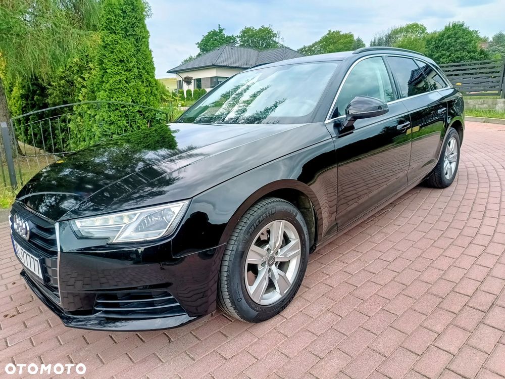 Audi A4 Avant 2.0 TDI - 10
