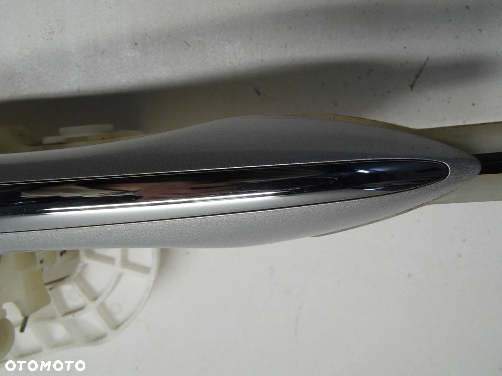 KLAMKA ZEWNĘTRZNA DRZWI HYUNDAI I40 LIFT PRAWA TYLNA CHROM - 2