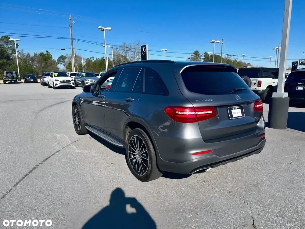 Mercedes-Benz GLC 300 4Matic 9G-TRONIC AMG Line - 4