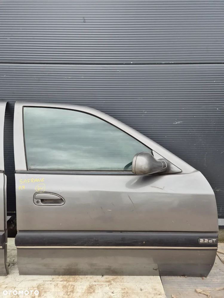MASKA DRZWI BŁOTNIK PRZEDNIE DRZWI TYLNE Renault Safrane - 21