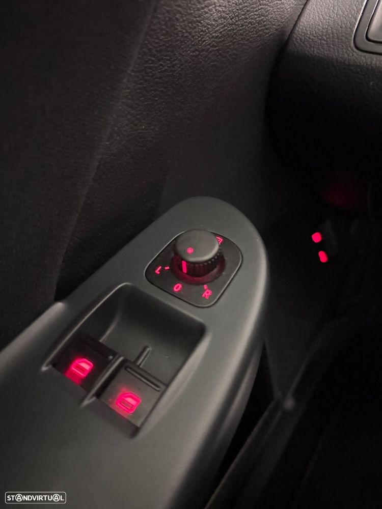 VW Passat Variant 1.6 FSi Trendline - 20