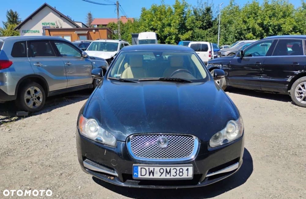 Jaguar XF - 23