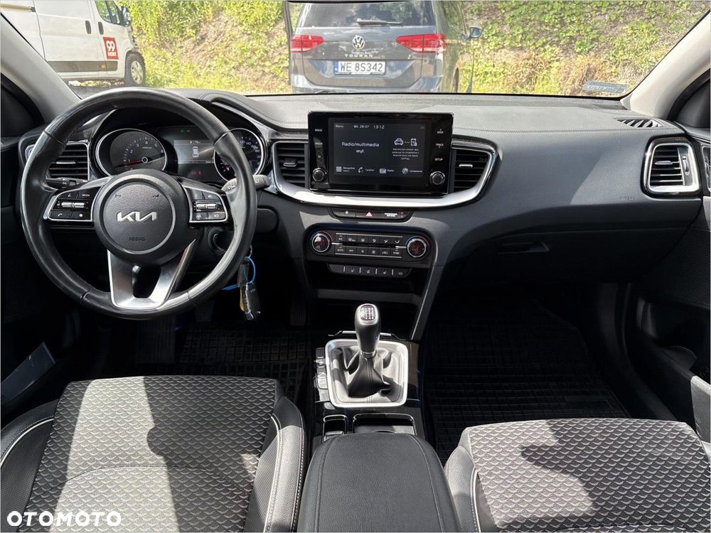 Kia Ceed 1.5 T-GDI L - 10