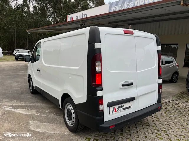 Renault TRAFIC 2.0 130cv COM FRIO - 5