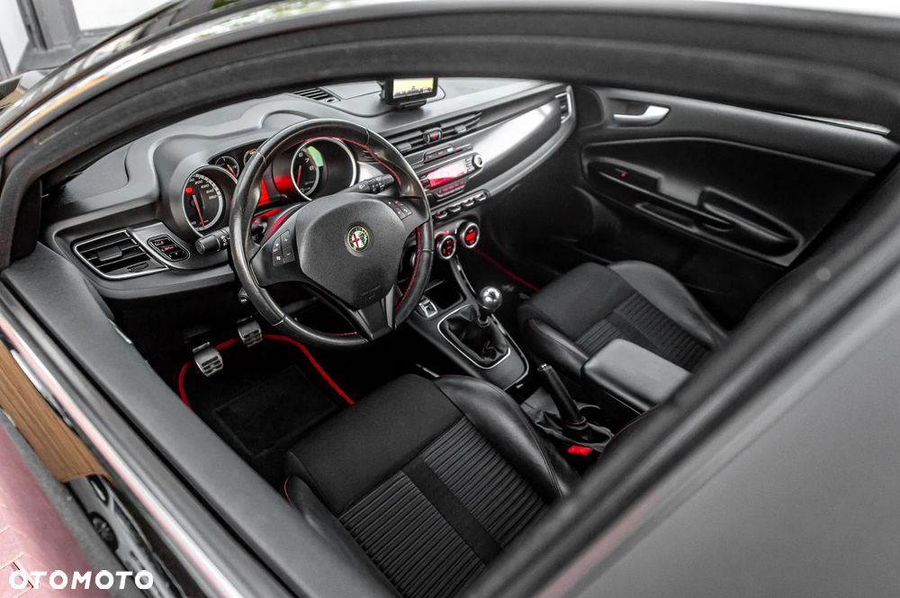 Alfa Romeo Giulietta 1.8 TBi 16V Quadrifoglio Verde - 17