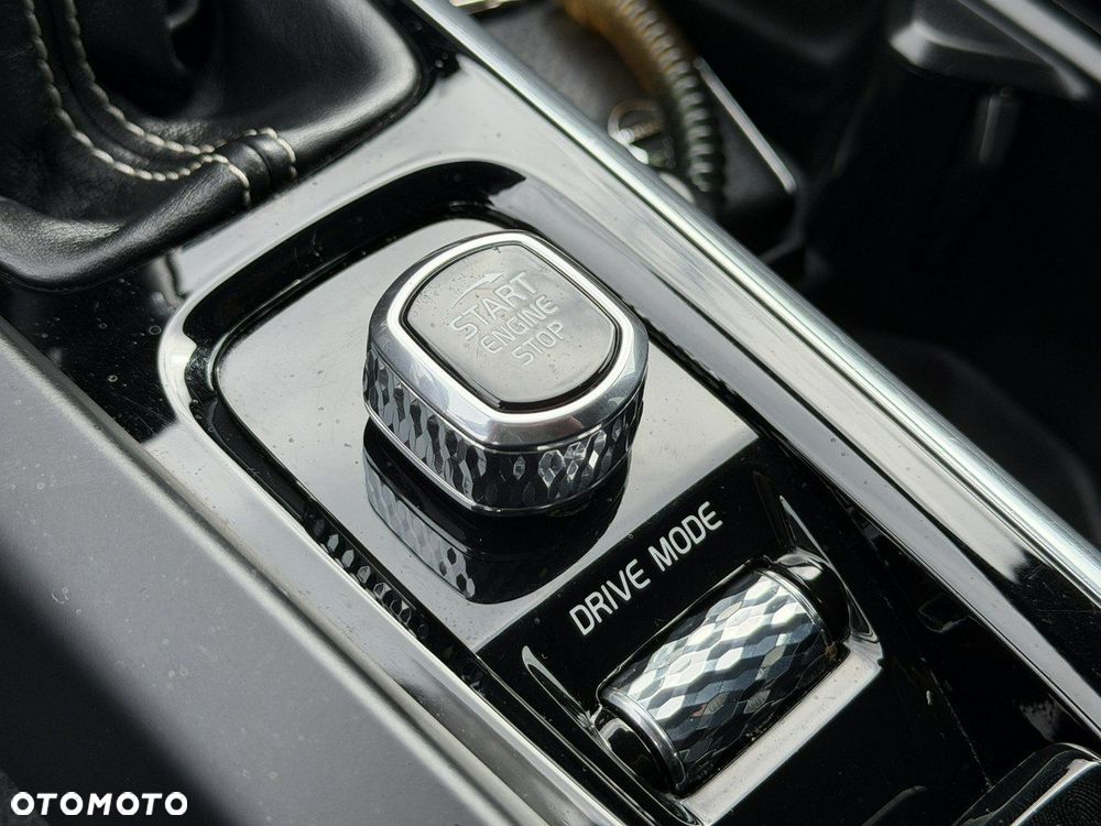 Volvo XC 60 D3 R-Design - 28