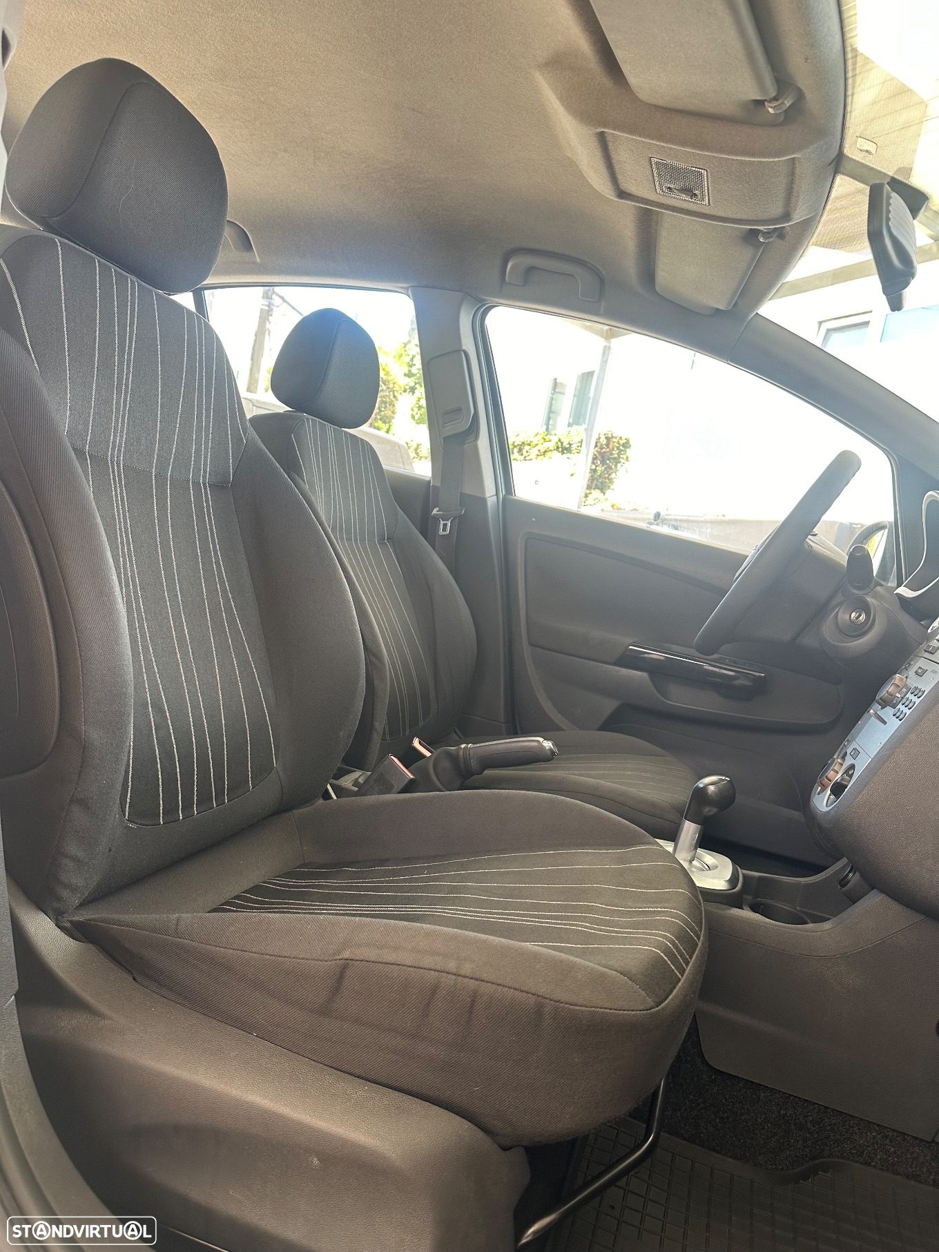 Opel Corsa 1.2 Enjoy Easytronic - 14