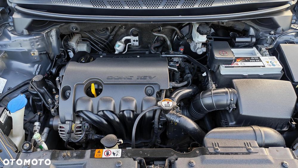 Kia Ceed 1.4 CVVT Dream Team Edition - 41