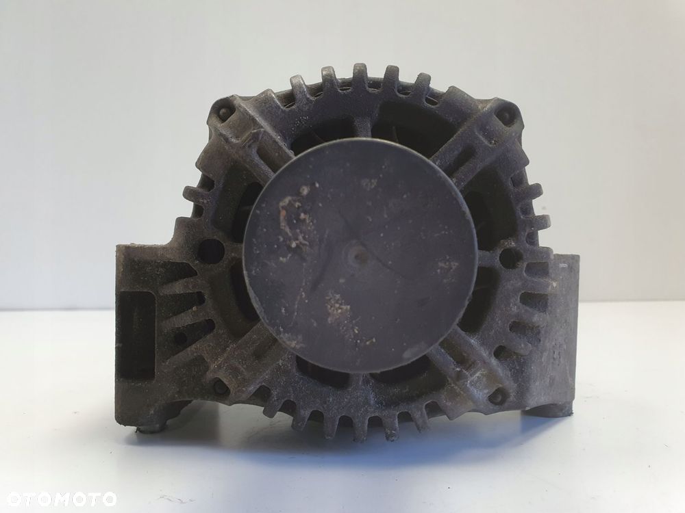 ALTERNATOR Fiat Doblo II 1.3 M-JET _ 51944878 120A valeo Alternator - 3
