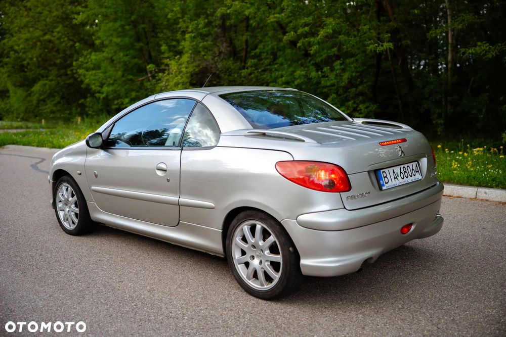 Peugeot 206 CC 1.6 - 17