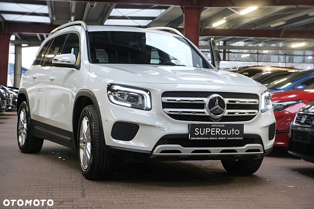 Mercedes-Benz GLB 200 7G-DCT - 3