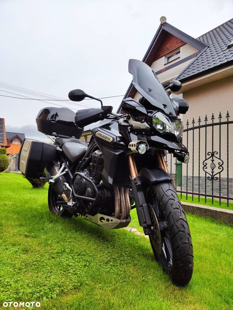 Triumph Tiger - 2