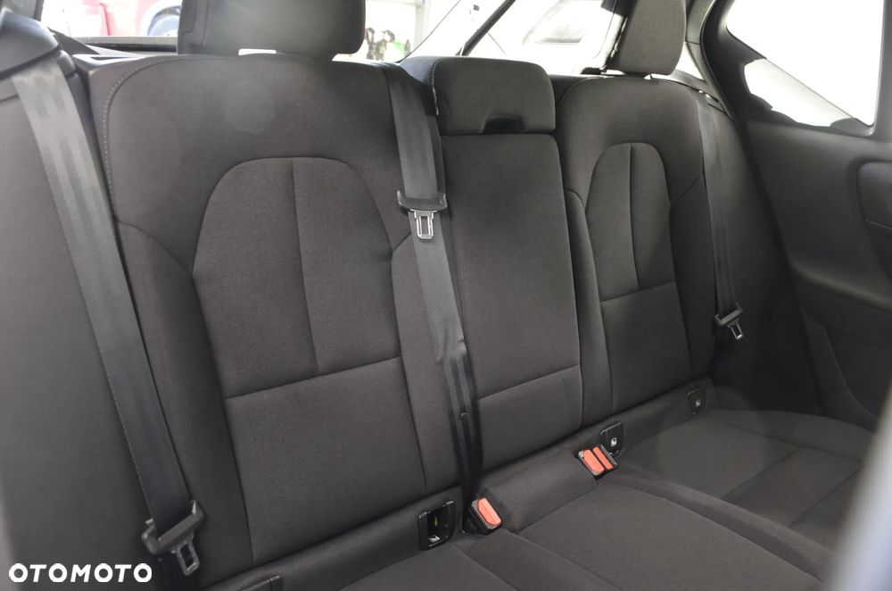 Volvo XC 40 - 40