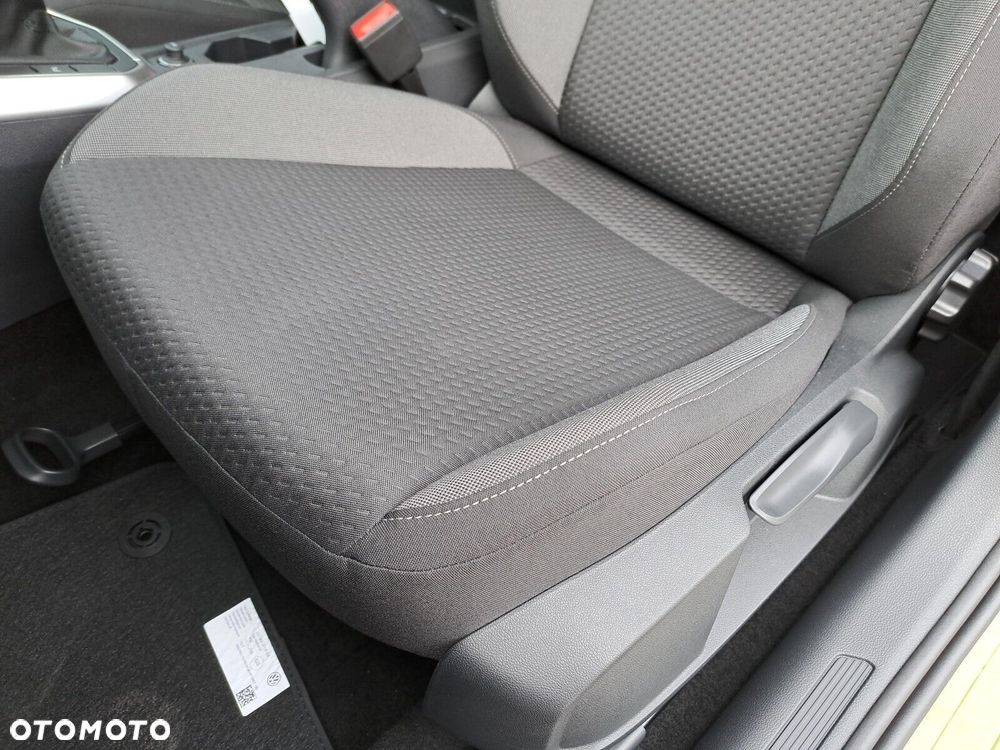 Volkswagen Taigo - 12