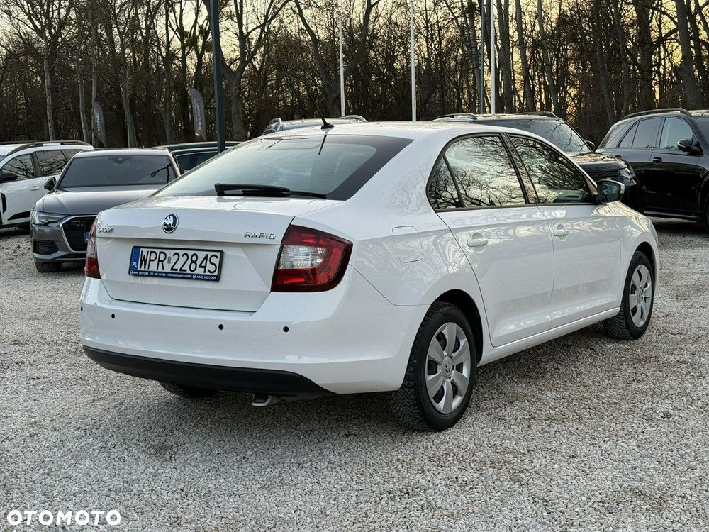 Skoda RAPID - 4