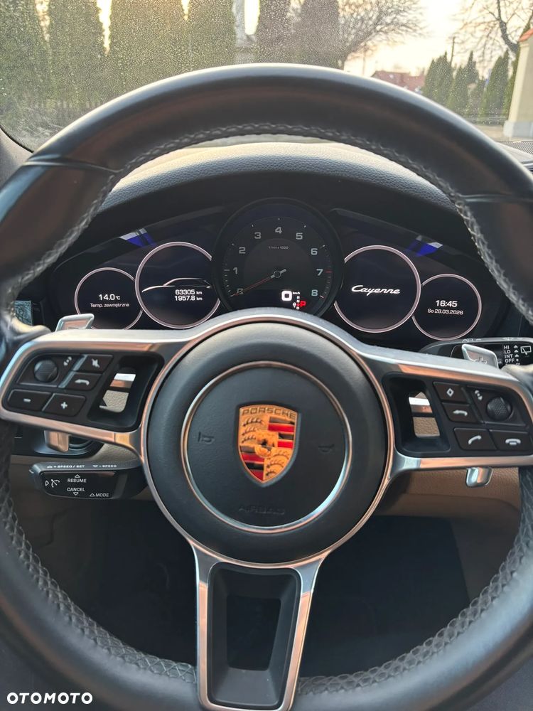 Porsche Cayenne Tiptronic S - 14