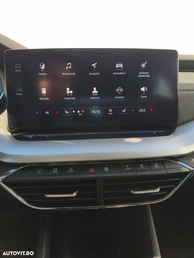 Skoda Octavia Combi 2.0 TDI DSG Style - 24