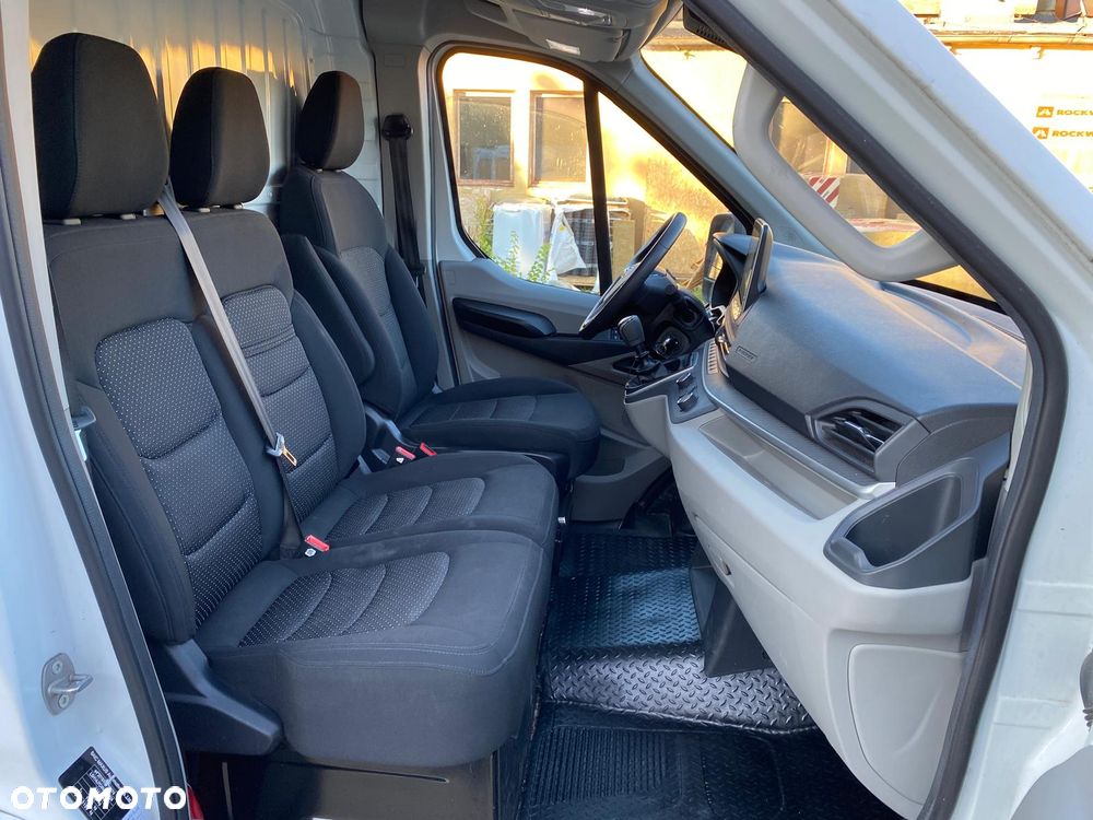 Maxus Deliver 9 - 20